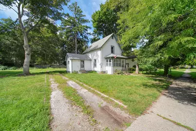 718 N Blackstone Street, Jackson, MI 49202 - Photo 2