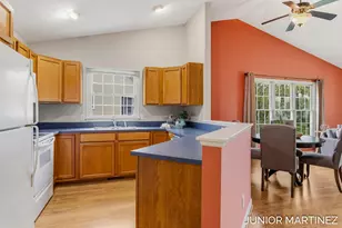 11409 N Lake Dr, Holland, MI 49424 - Photo 24