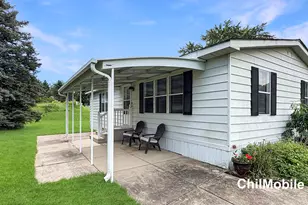 7831 Tree Swallow Dr SE, Grand Rapids, MI 49508 - Photo 2