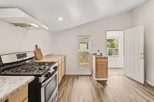 200 E Porter St, Jackson, MI 49202 - Photo 16