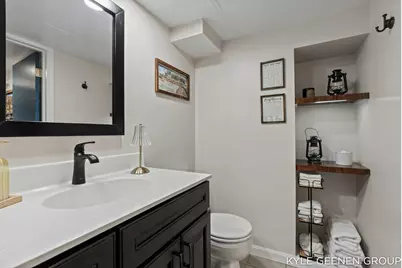 135 Grandview Avenue, Holland, MI 49423 - Photo 32