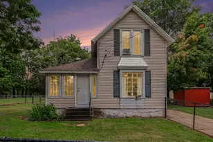 21972 Bedford Rd N, Battle Creek, MI 49017 - Photo 1