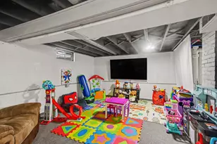 154 W 30th St, Holland, MI 49423 - Photo 22