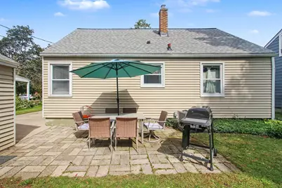 154 W 30th Street, Holland, MI 49423 - Photo 8