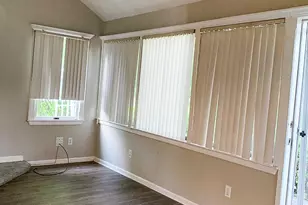 21517 Jacksonville St, Farmington Hills, MI 48336 - Photo 12