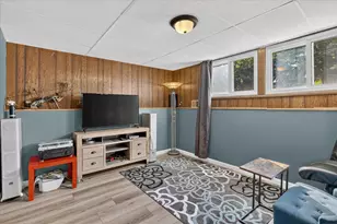 1761 Fulton St W, Grand Rapids, MI 49504 - Photo 26