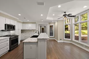 6230 Darramoor Rd, Bloomfield Hills, MI 48301 - Photo 20