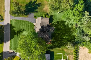 6230 Darramoor Rd, Bloomfield Hills, MI 48301 - Photo 64