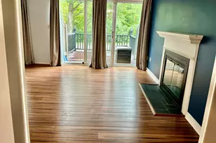 515 Victoria Square, Brighton, MI 48116 - Photo 8
