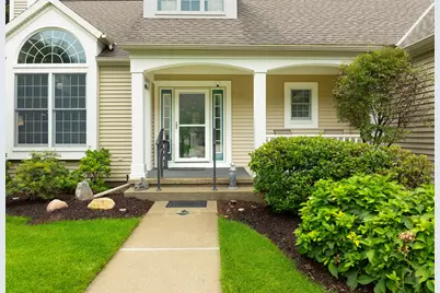 17902 Wildwood Springs Parkway, Spring Lake, MI 49456 - Photo 4