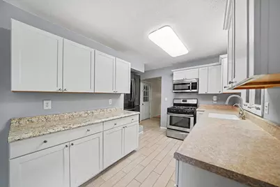 3288 Chestnut Avenue, Coloma, MI 49038 - Photo 8