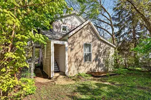 1313 Davis Ave NW, Grand Rapids, MI 49504 - Photo 16