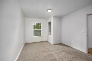 805 N Walnut St, Greenville, MI 48838 - Photo 22