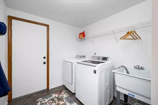 1414 Eastwood Cir, Saline, MI 48176 - Photo 20