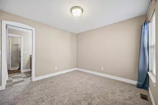 1165 S Village Cir, Kalamazoo, MI 49009 - Photo 22