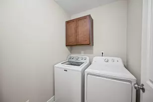1165 S Village Cir, Kalamazoo, MI 49009 - Photo 14