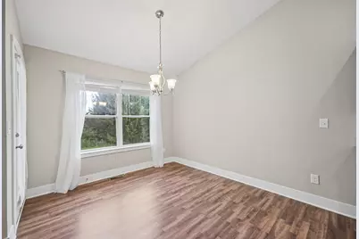 1165 S Village Circle, Kalamazoo, MI 49009 - Photo 8
