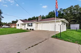 6896 N Riverview Dr, Kalamazoo, MI 49004 - Photo 1