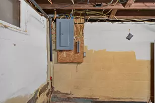 223 Pierce Ave, Jackson, MI 49203 - Photo 32