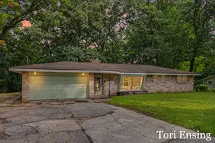 11852 W Carson City Rd, Greenville, MI 48838 - Photo 1