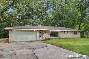 11852 W Carson City Rd, Greenville, MI 48838 - Photo 1