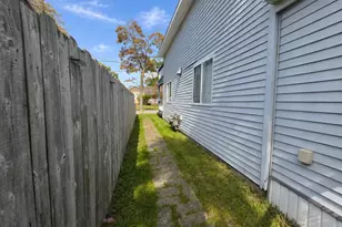 261 Hughes St, Manistee, MI 49660 - Photo 6