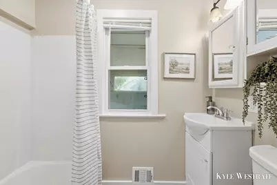 2928 Coit Avenue NE, Grand Rapids, MI 49505 - Photo 16