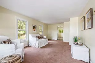597 S Wagner Rd, Ann Arbor, MI 48103 - Photo 4