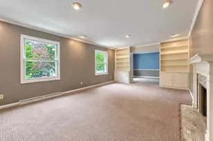 2134 Sycamore Ln, Kalamazoo, MI 49008 - Photo 16