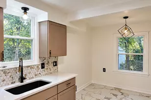 16062 Carlisle St, Detroit, MI 48205 - Photo 8