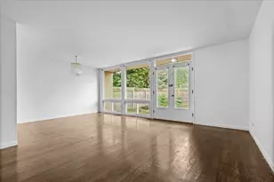 1551 Chateaufort Pl, Detroit, MI 48207 - Photo 6
