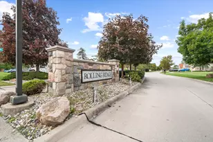 7467 Charrington Dr, Canton, MI 48187 - Photo 4