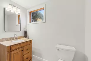 27357 Birmingham Ct, Paw Paw, MI 49079 - Photo 18