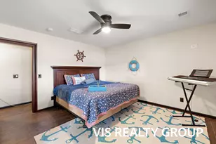 390 Lake St, Fruitport, MI 49415 - Photo 94