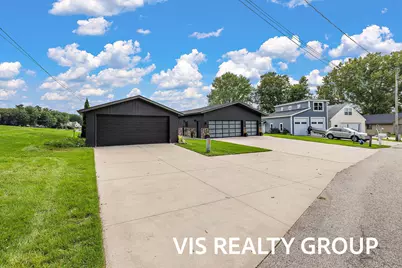 390 Lake Street, Fruitport, MI 49415 - Photo 126