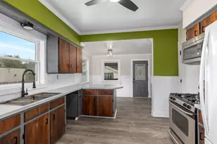 4032 Richmond St NW, Grand Rapids, MI 49534 - Photo 8