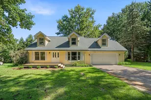 43618 Carla Dr, Paw Paw, MI 49079 - Photo 1