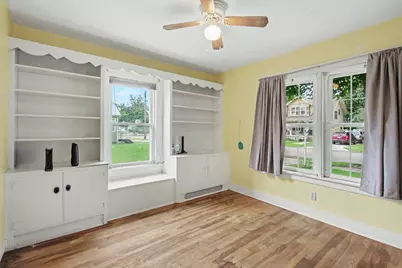 220 S Douglas Street, Bronson, MI 49028 - Photo 8