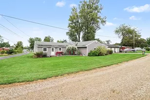 550 Roby Beach Dr, Coldwater, MI 49036 - Photo 1