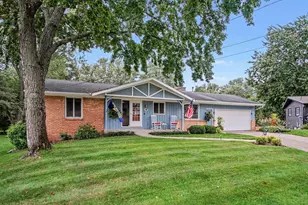 5095 Hillwood Ct SE, Kentwood, MI 49508 - Photo 2