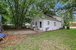 2063 Lakeshore Dr, Muskegon, MI 49441 - Photo 6