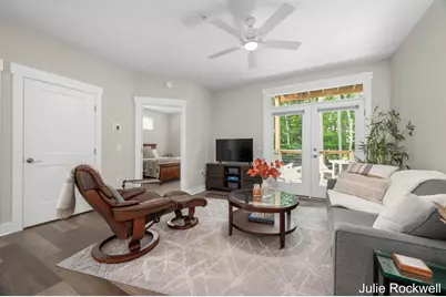 2358 Watertown Way, Grand Rapids, MI 49505 - Photo 16