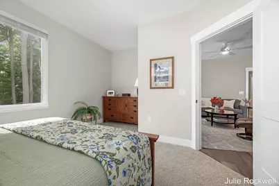 2358 Watertown Way, Grand Rapids, MI 49505 - Photo 18
