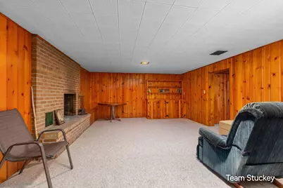 1127 Maplegrove Drive NW, Grand Rapids, MI 49504 - Photo 20