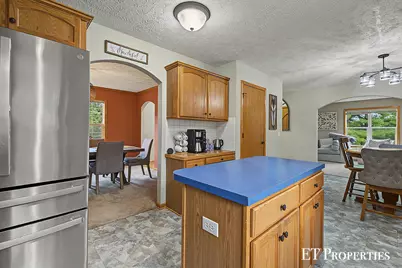 8954 Lady Lauren Drive NE, Rockford, MI 49341 - Photo 10