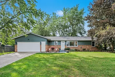 2430 Oak Hollow Drive, Jenison, MI 49428 - Photo 2