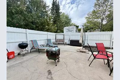 1027 N Rath Avenue, Ludington, MI 49431 - Photo 28
