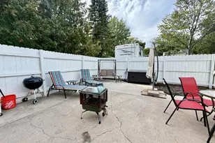 1027 N Rath Ave, Ludington, MI 49431 - Photo 28