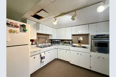 1027 N Rath Avenue, Ludington, MI 49431 - Photo 22