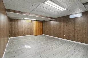 911 Seminole Ave, Ludington, MI 49431 - Photo 34